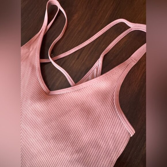 Vuori Rib Crop Tank - Picture 1 of 4